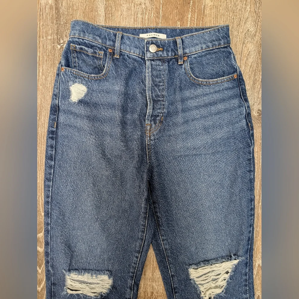PacSun adds little